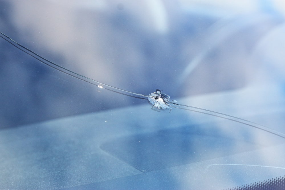 DIY windshield chip repair vs Professional windshield chip repair which is better