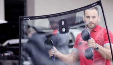 How to fix scratches in auto glass in 8 easy steps - 5 Star Auto Glass Calgary