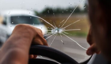 Legal to Drive With a Cracked Windshield in Calgary
