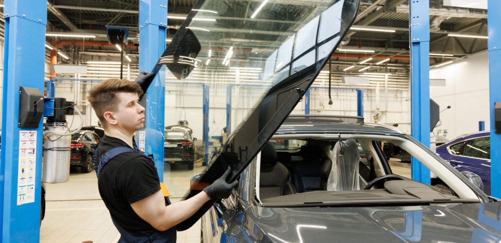 Select the Right Glass for Your Windshield Replacement