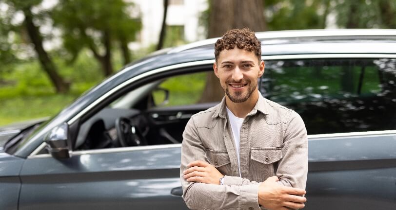 Auto Glass Shop Men Side Image